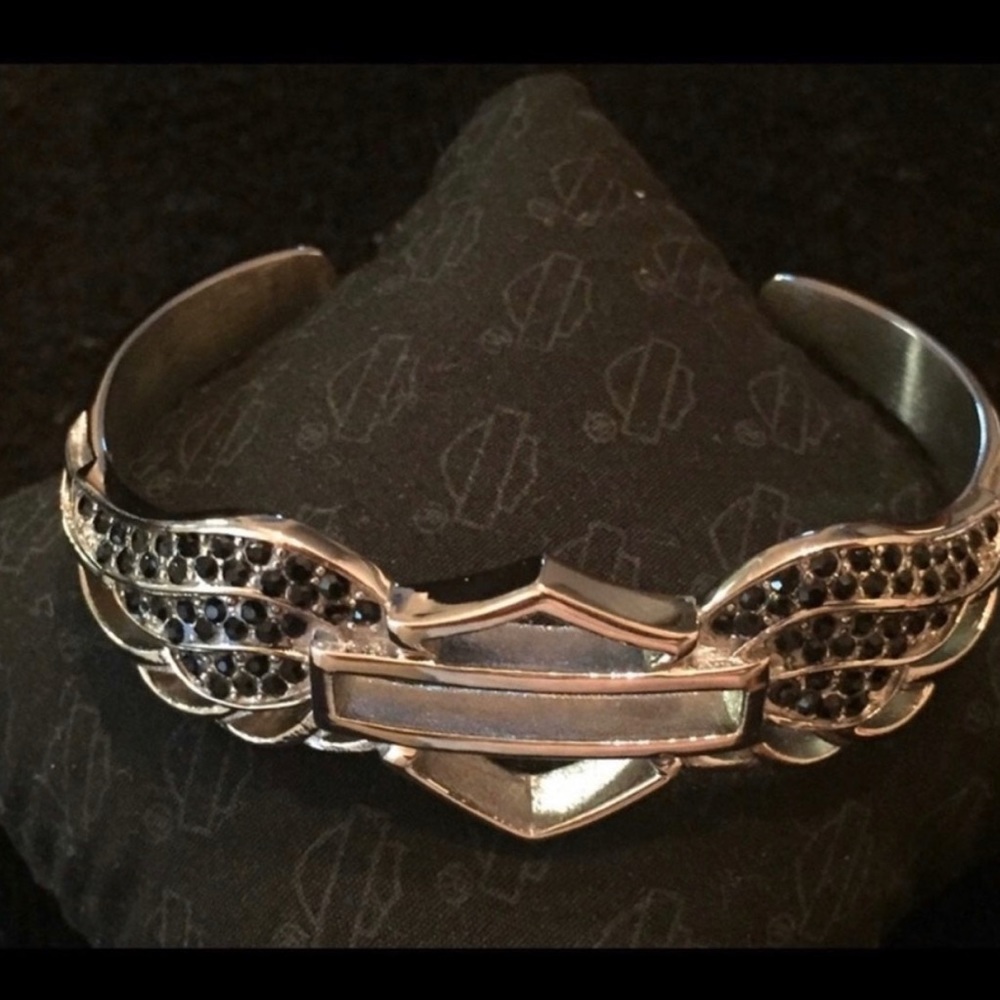 Limited! Wing Black Stone Womens Bracelet- - Picture 3 of 4